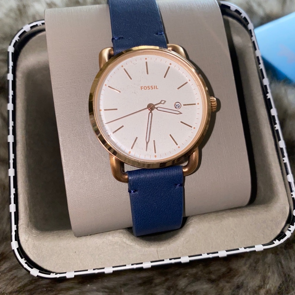 Fossil Watch - Picture 2 of 7